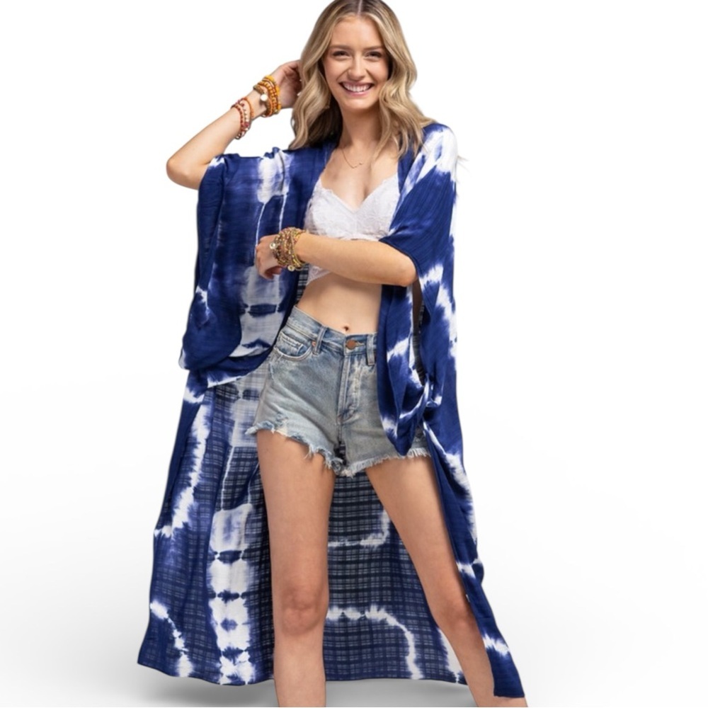 Blue Tie-Dye Crochet Kimono - Picture 4 of 4